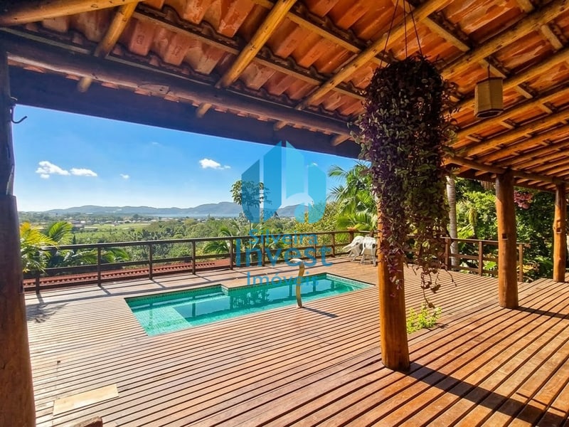 Duas Belas Casas em Meio à Natureza com Vista p/ Lagoa, Encantada | Garopaba - SC